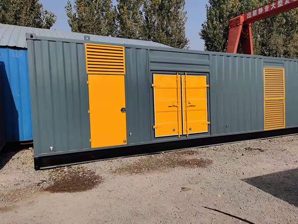 辽宁300kw 柴油发电机组用多大的空气开关？
